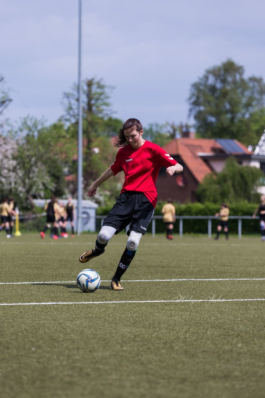 Bild 95 - B-Juniorinnen Pokalfinale SV Henstedt Ulzburg - SG Holstein Sued : 2:0